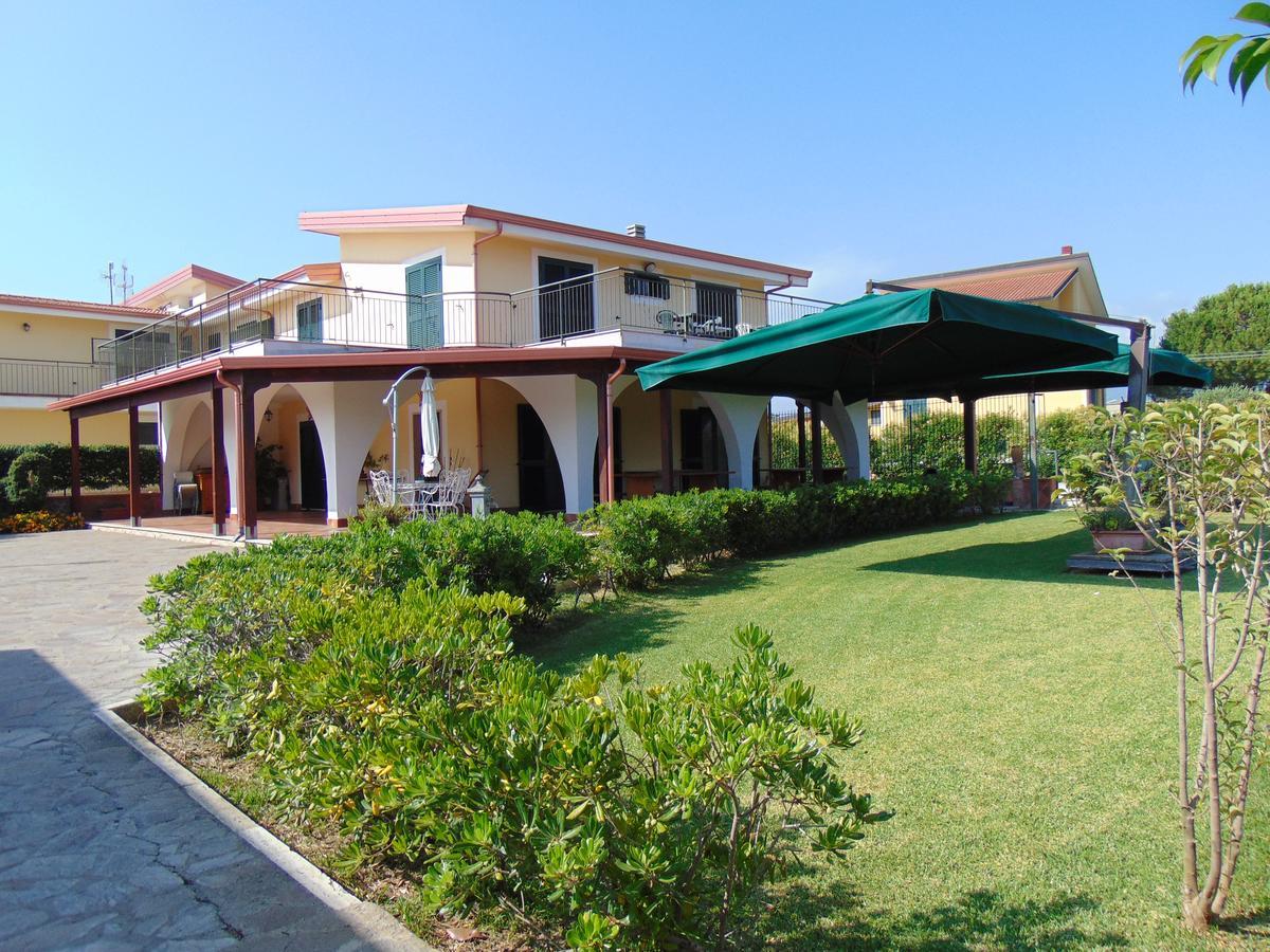 بونتيكانيانو Villa Celeste B&B المظهر الخارجي الصورة